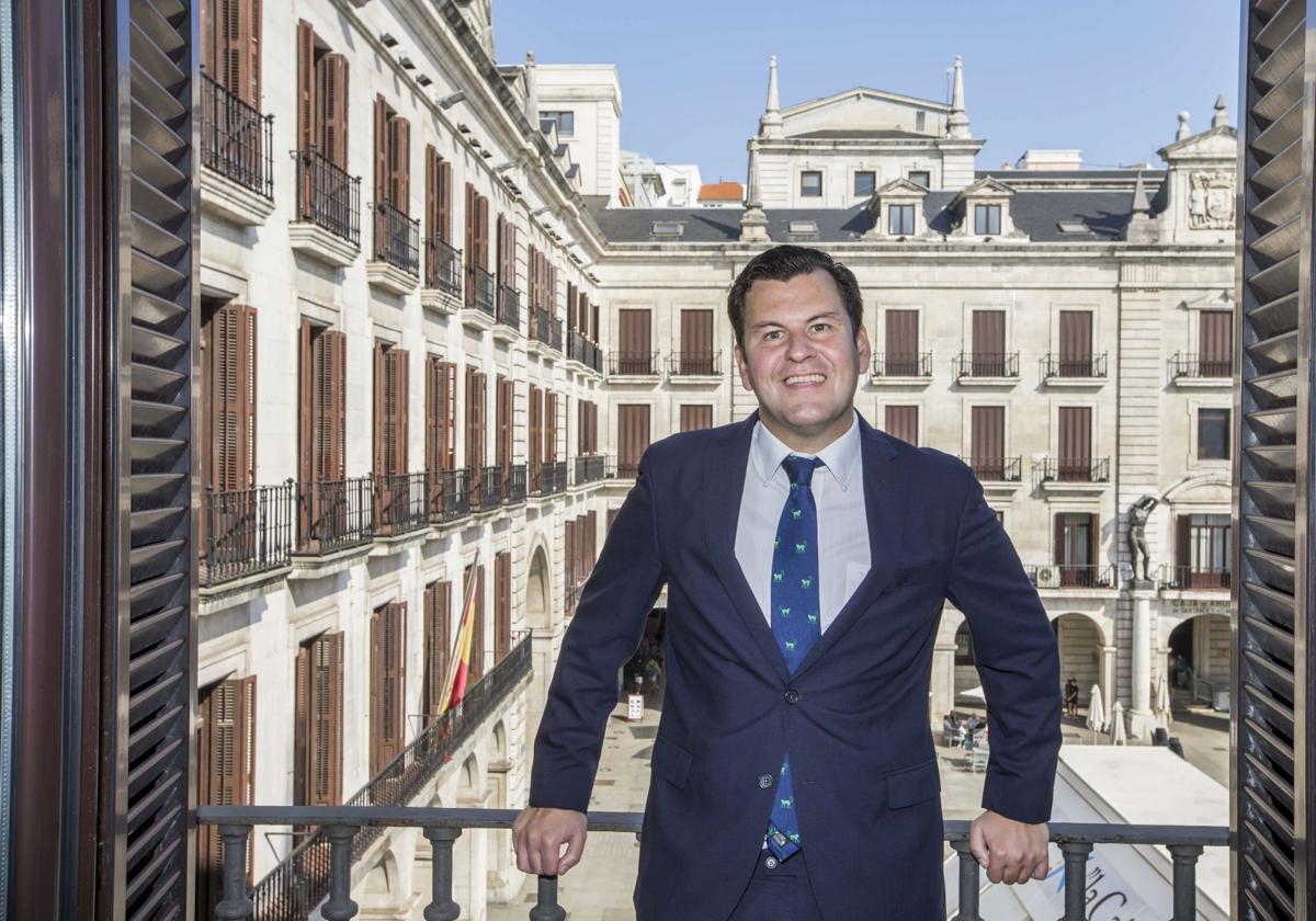 Jacobo Pombo, en 2019, en la sede de la Delegación del Gobierno en Cantabria.