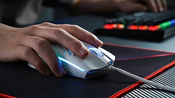 Personaliza tu escritorio con estas alfombrillas gaming o de trabajo
