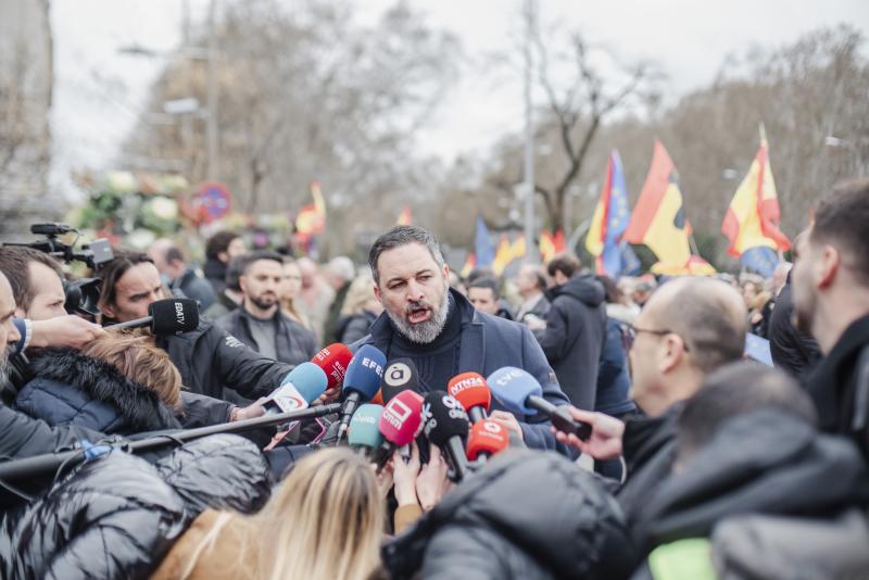 Abascal interviene en la plaza de Cibeles pra pedir la dimisión de Pedro Sánchez.