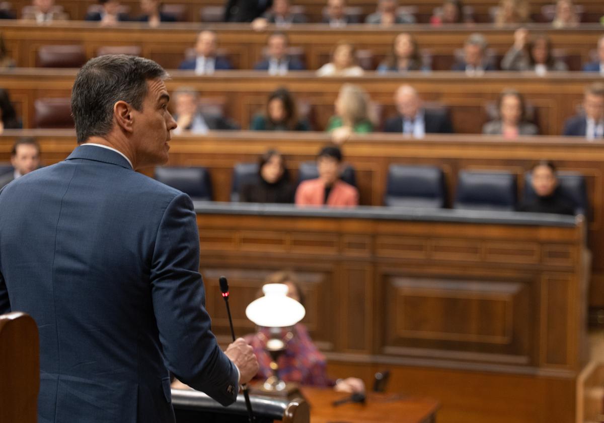 El presidente del Gobierno, Pedro Sánchez, durante la sesión de control en el Congreso