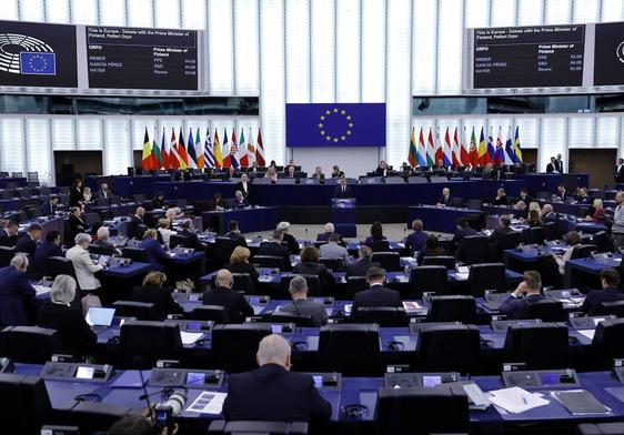 La Eurocámara debate incluir el aborto en la carta de Derechos de la UE