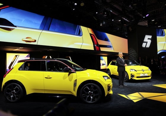 El presidente del Grupo Renault, Luca de Meo, en la presentación del Renault 5