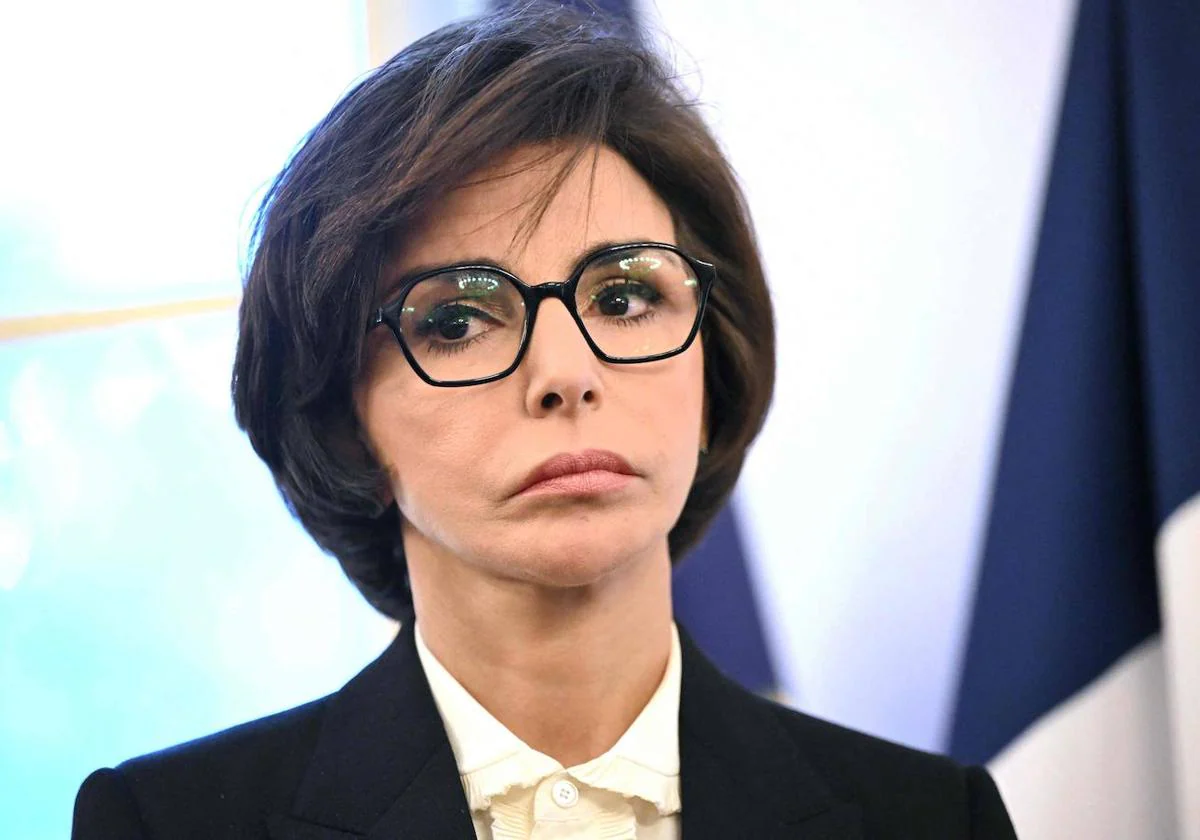Rachida Dati, the French minister of controversies, warns her new boss: 