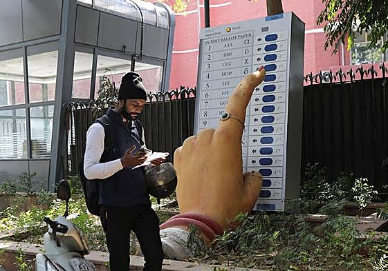 La elección de candidato se realiza de manera electrónica debido a la cantidad de personas que votan en el país asiático.