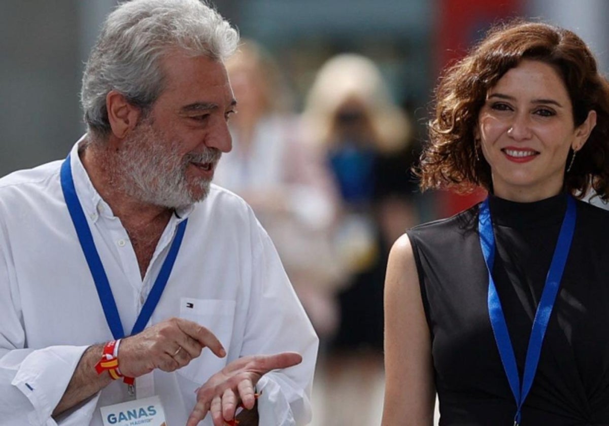 Miguel Ángel Rodríguez e Isabel Díaz Ayuso en un acto del PP.