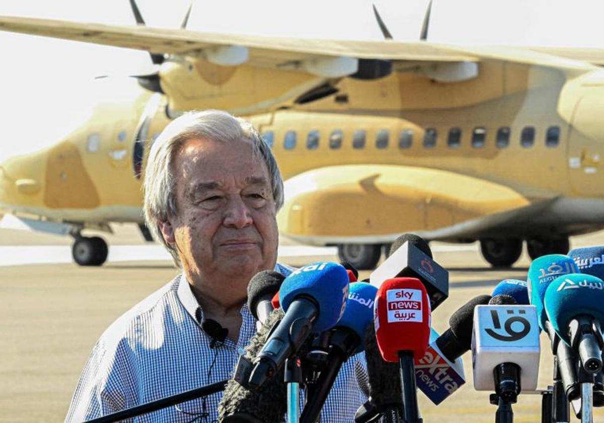 El secretario general de la ONU, António Guterres, al comparecer ante los medios este sábado.