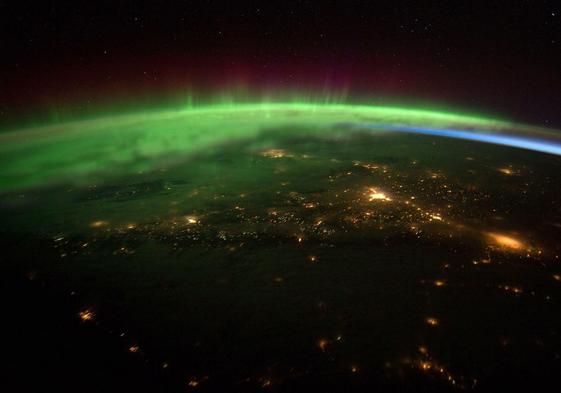 Espectacular aurora boreal, cerca de la isla de Vancouver (EE UU), captada desde la Estación Espacial Internacional.