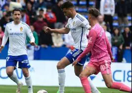 El Zaragoza supera al Tenerife y se aleja del descenso