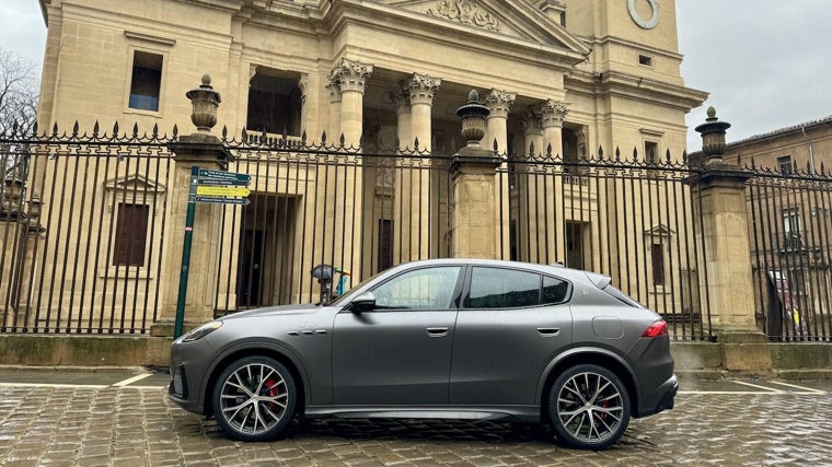 Maserati Grecale Trofeo