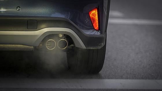 Ni etiquetas en el coche, ni restricciones: la inteligencia artificial ayuda a controlar la contaminación