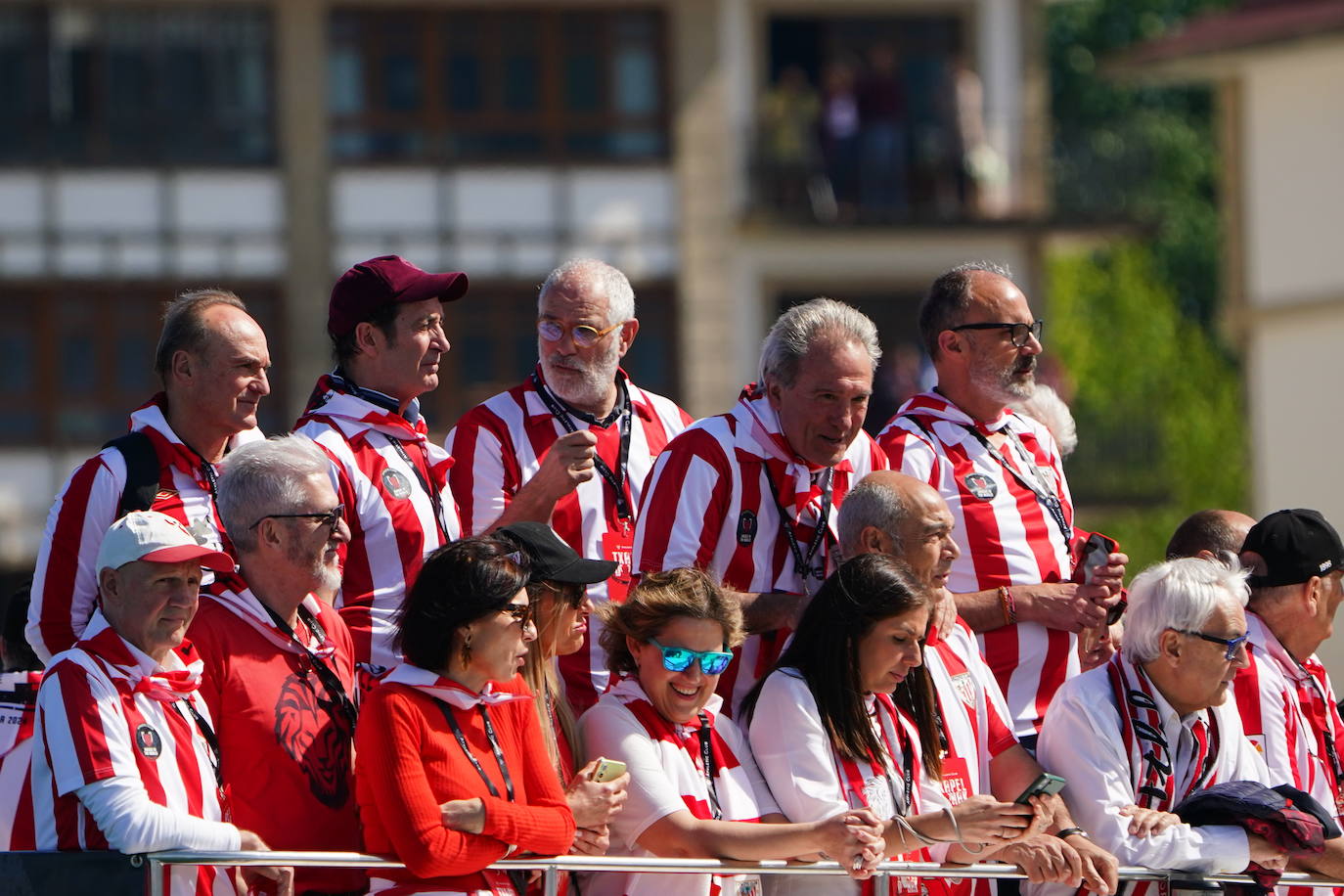 Las imágenes de la fiesta de la gabarra en Bilbao