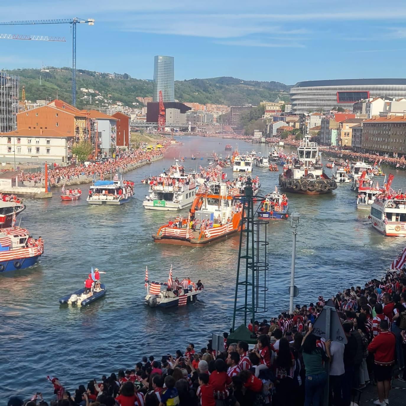 Las imágenes de la fiesta de la gabarra en Bilbao