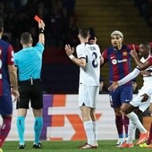 Mbappé sepulta al Barça en Montjuic