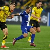 El Dortmund marca el cuarto al Atlético y remonta la eliminatoria