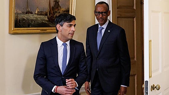 El Reino Unido busca nuevos países que se unan a Ruanda para acoger a sus inmigrantes