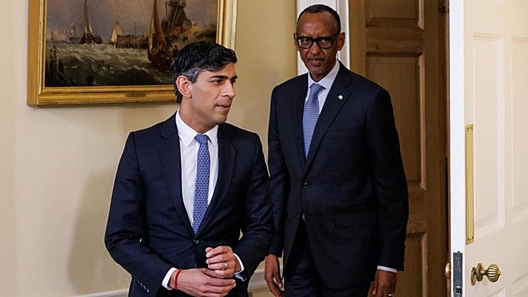 El Reino Unido busca nuevos países que se unan a Ruanda para acoger a sus inmigrantes