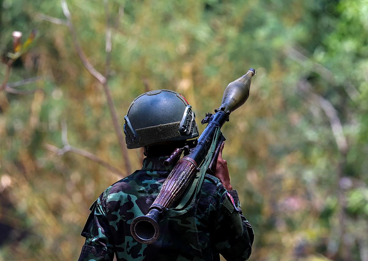 Imagen secundaria 1 - Myanmar está al borde de la guerra civil.