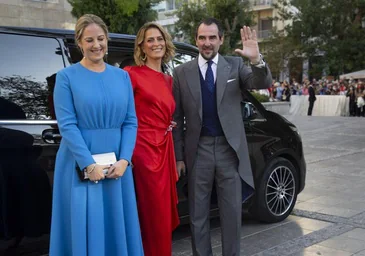 Teodora y Nicolás, la cara y la cruz de la Casa Real griega