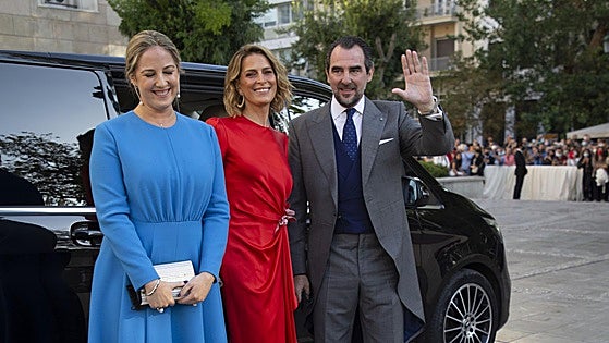 Teodora y Nicolás, la cara y la cruz de la Casa Real griega