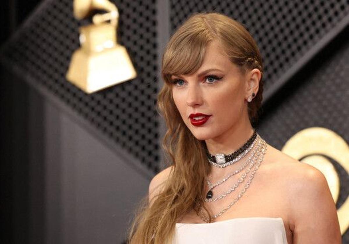 Taylor Swift en los Premios Grammy 2024 en Los Ángeles.