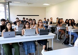 El CEU incrementa su fondo de Becas y Ayudas al Estudio