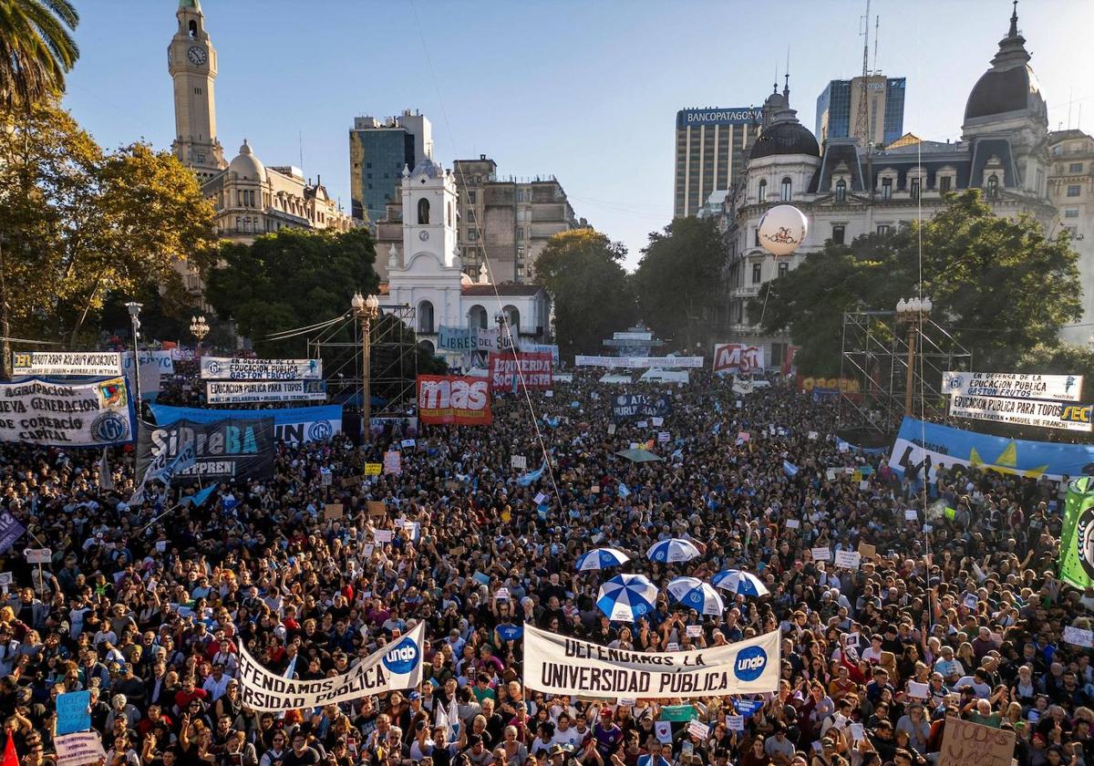 El Gobierno intentó desacreditar la manifestación alegando que estaba «incentivada por la política».