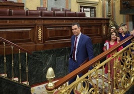 El presidente del Gobierno, Pedro Sánchez; la vicepresidenta primera y ministra de Hacienda, María Jesús Montero, y la vicepresidenta segunda y ministra de Trabajo y Economía Social, Yolanda Díaz.