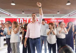 En directo | La militancia del PSOE se moviliza para apoyar a Sánchez este sábado en Ferraz