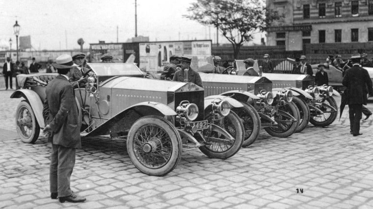 Los tres Silver Ghost del equipo Rolls, participantes en el Alpine Trials de 1913