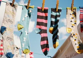 Celebra el Día Mundial de los Calcetines perdidos con unos trucos para no perderlos