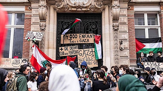 Francia pide a sus rectores que mantengan «el orden público» ante las crecientes protestas estudiantiles