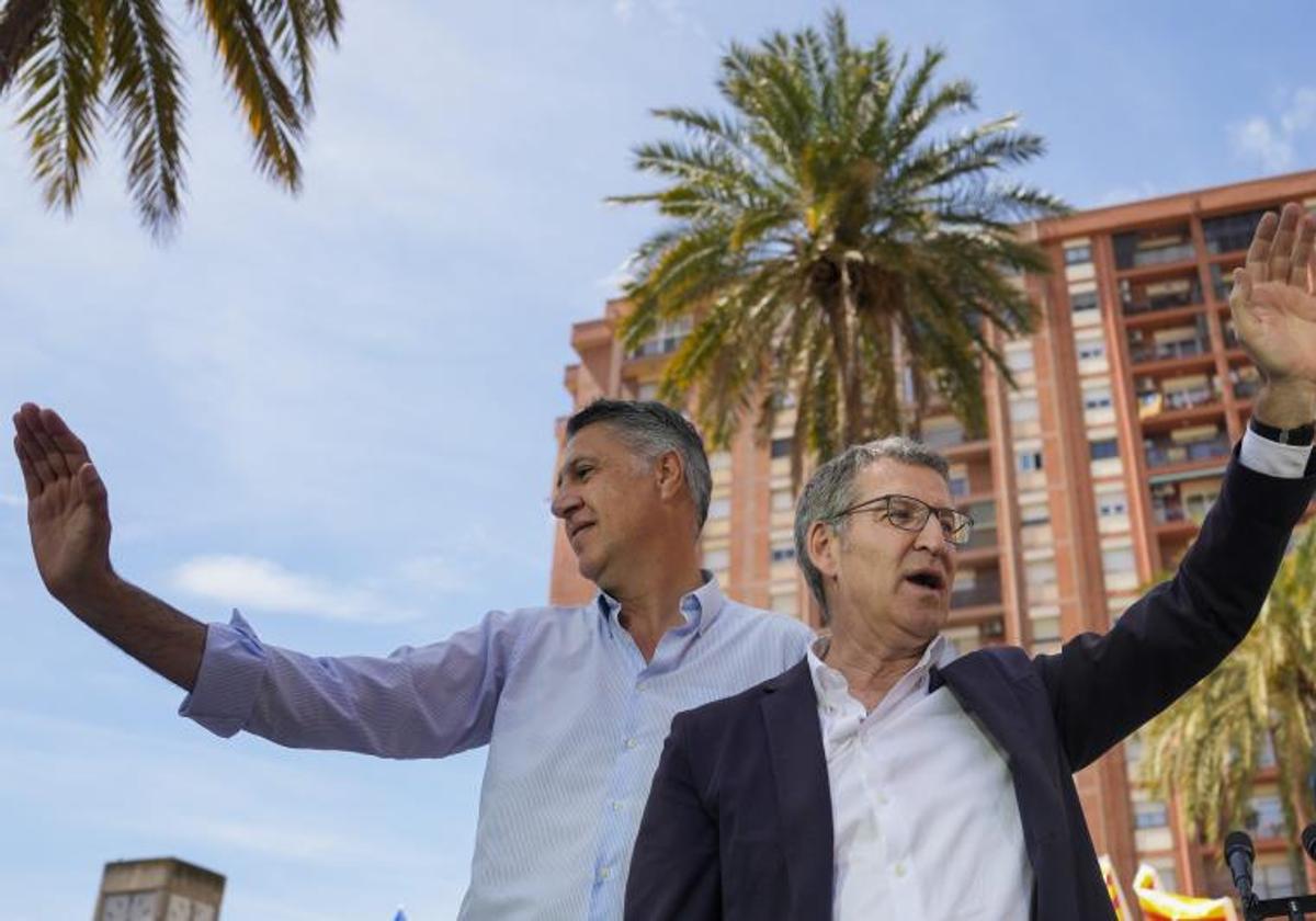 Alberto Núñez Feijóo y Xavier Garcia Albiol en el acto de este sábado en Badalona.