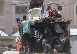 Vecinos de Rafah denuncian bombardeos horas después de la orden de Israel para su evacuación