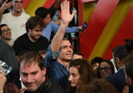 Pedro Sánchez, durante un acto de campaña de las elecciones catalanas.