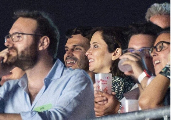 Alberto González Amador e Isabel Díaz Ayuso en un concierto del festival Mad Cool del pasado año