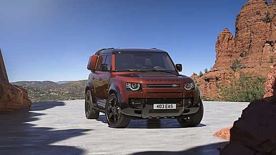 Land Rover amplía la gama del Defender para convertirlo en un todoterreno más lujoso