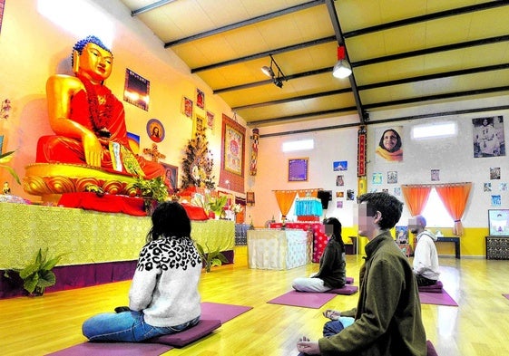 Uno de los espacios de meditación de Mahasandhi, en Murcia.