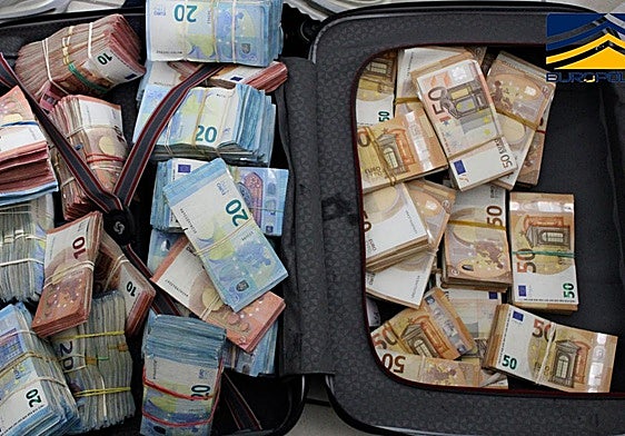 Cae una banda de narcos que empleaba sofisticados sistemas para cultivar marihuana