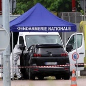 Dos agentes muertos y un preso a la fuga tras un asalto de película a un furgón penitenciario en Francia