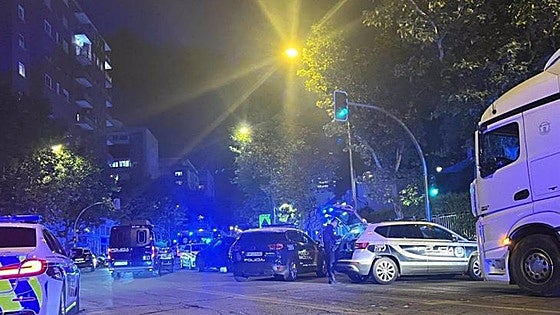 Once heridos en una reyerta entre dos familias de feriantes en un colegio cerca del Bernabéu