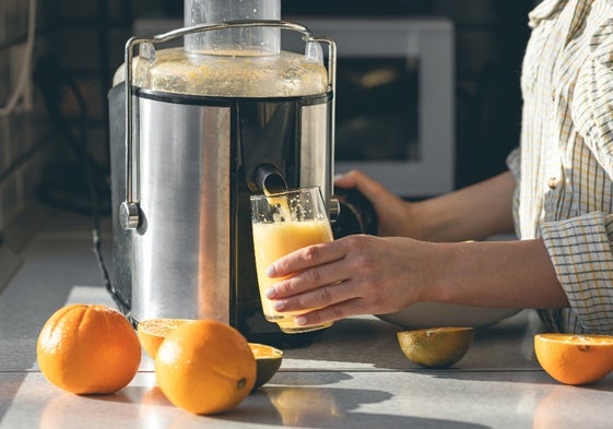 ¡Sácale todo el jugo a las mañanas con esta selección de exprimidores originales!