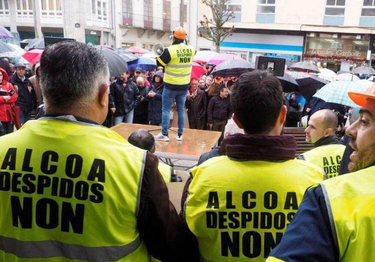 Protesta contra los despidos en Alcoa.