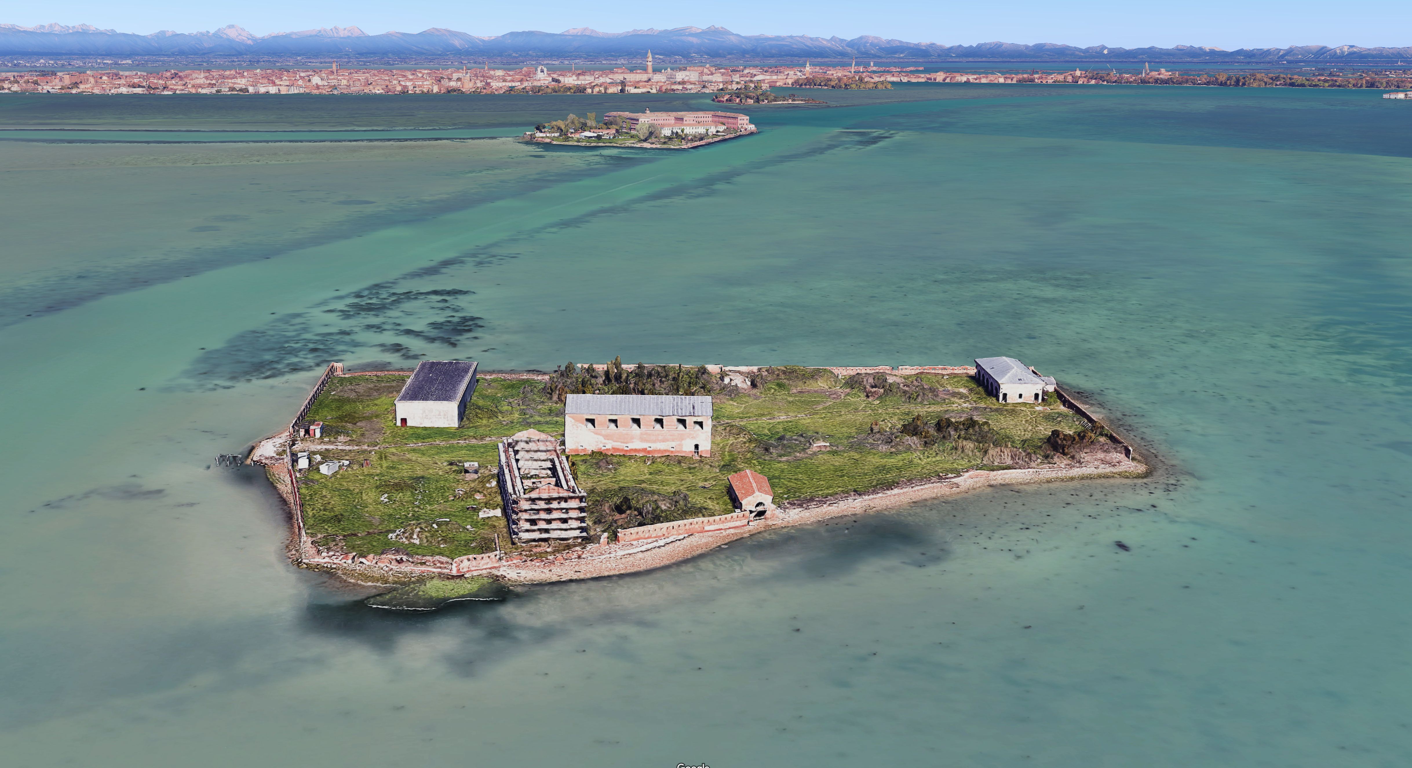 La isla de Santo Espirito, con Venecia al fondo.