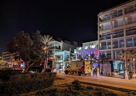 Vista del edificio donde estaba el restaurante siniestrado