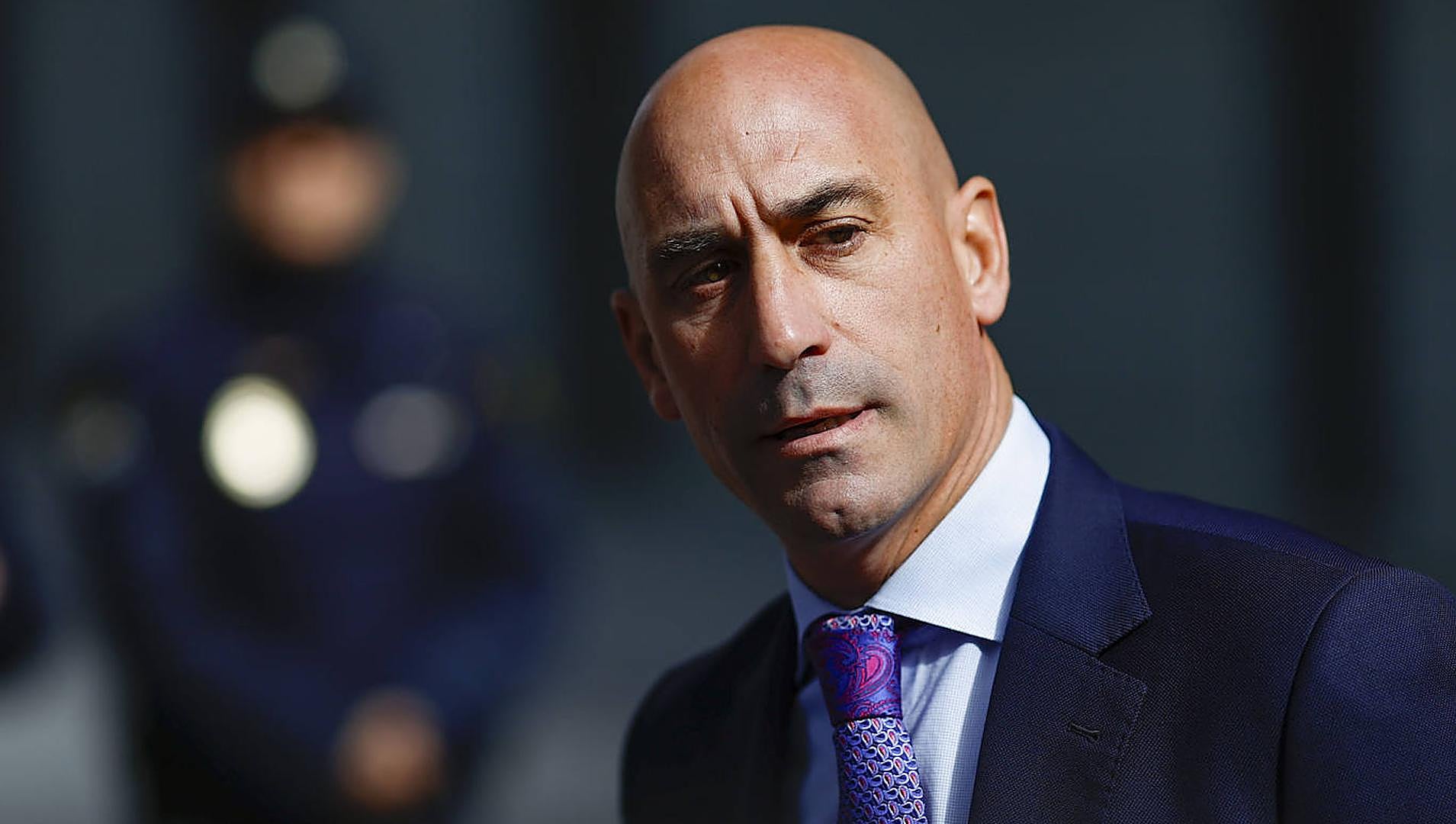 Rubiales, Jenni Hermoso'ya karşı yapılan öpücükle ilgili davada kızlarının ifade vermesini istedi