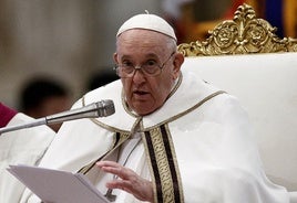 El Papa la vuelve a liar: «El chismorreo es una cosa de mujeres»