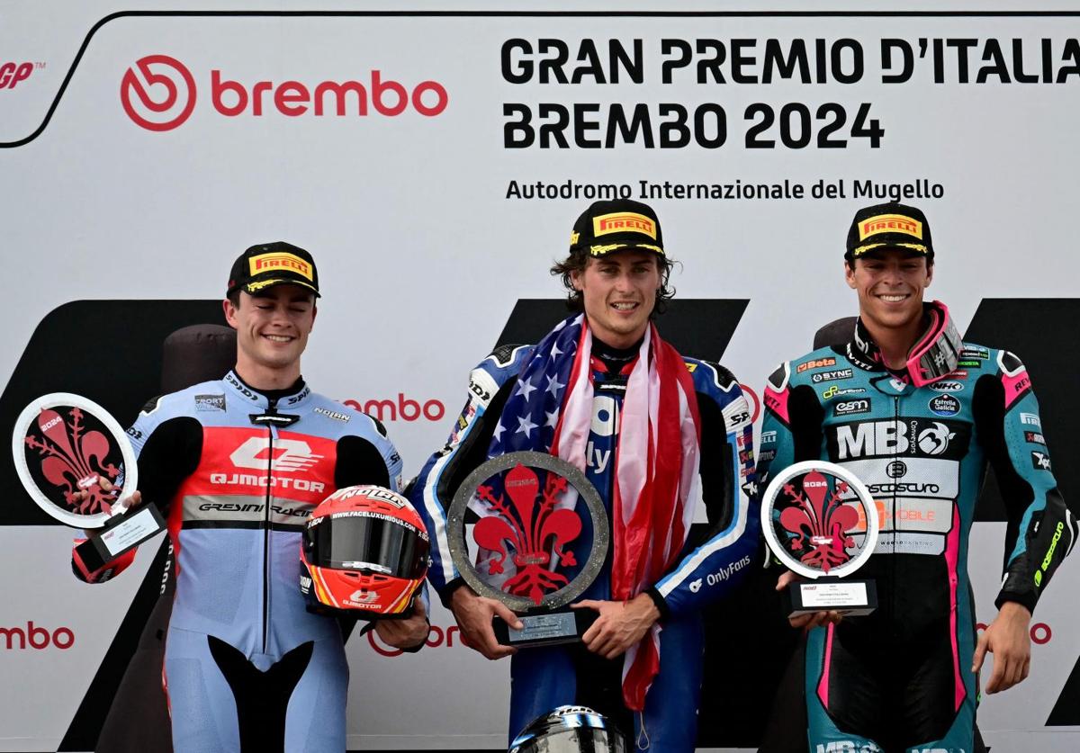 El podio de Moto2 con Manuel Gonzalez, Joe Roberts y Alonso Lopez