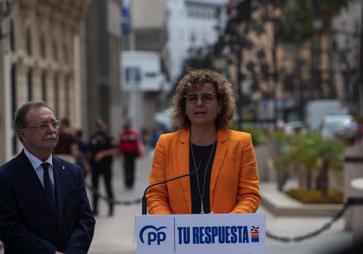 Dolors Montserrat, candidata del PP al 9-J, en un acto de las europeas