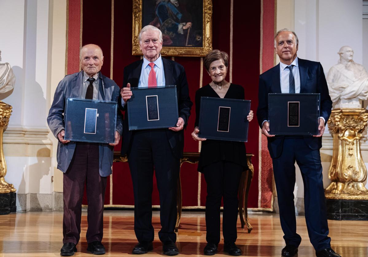 El artista Antonio López, el cardiólogo Valentín Fuster, la filósofa Adela Cortina y el productor Paco Arango.