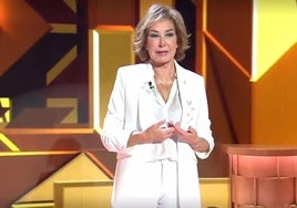 Ana Rosa Quintana, figura televisiva destacada al frente de su 'Tarde AR'.